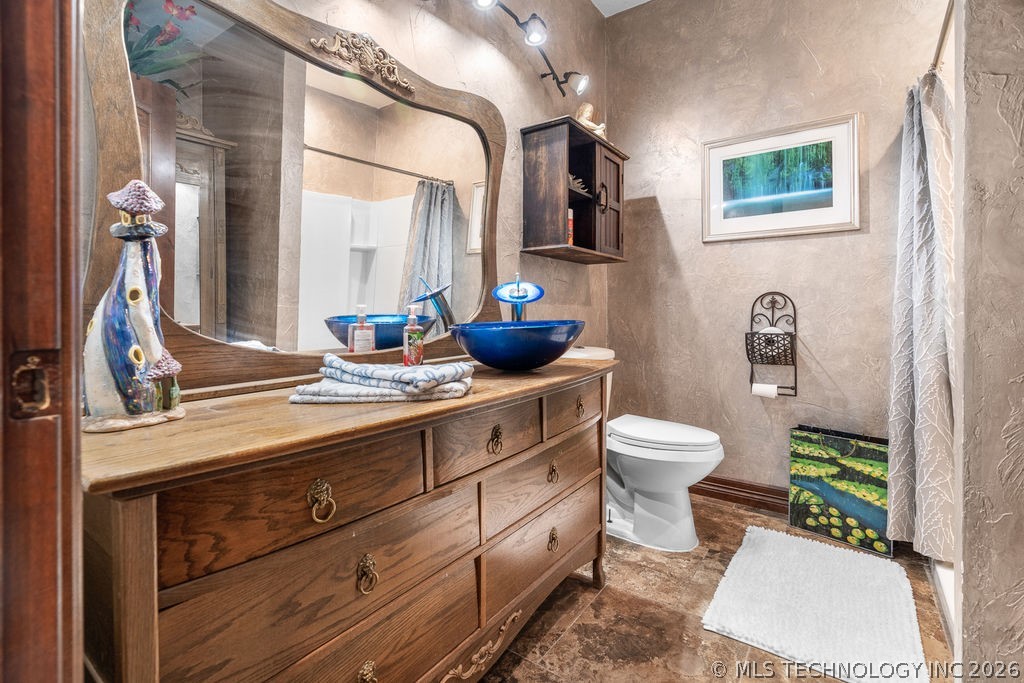 9094 Waters Edge Kingston OK 73439