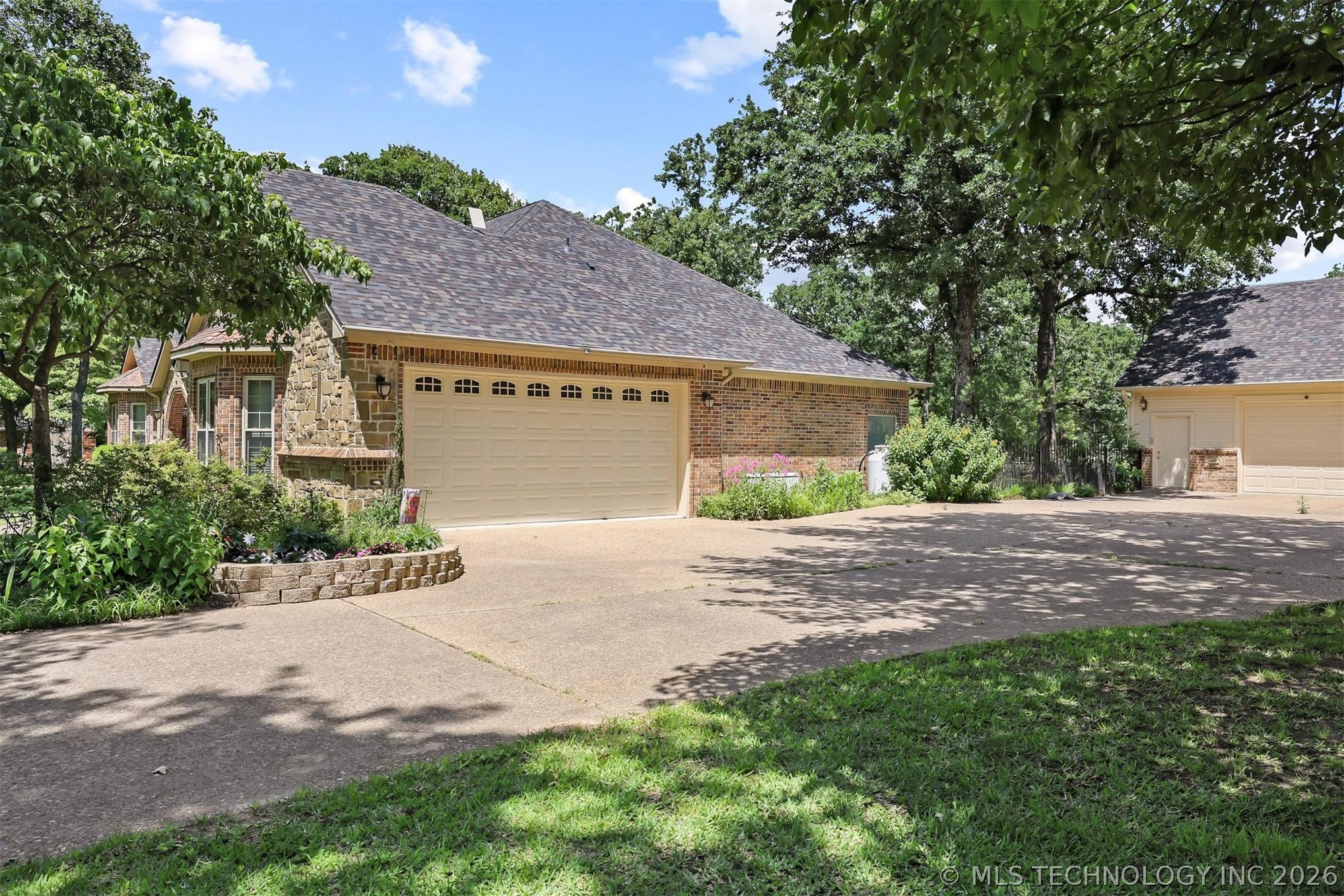 234 White Oak Cartwright OK 74731