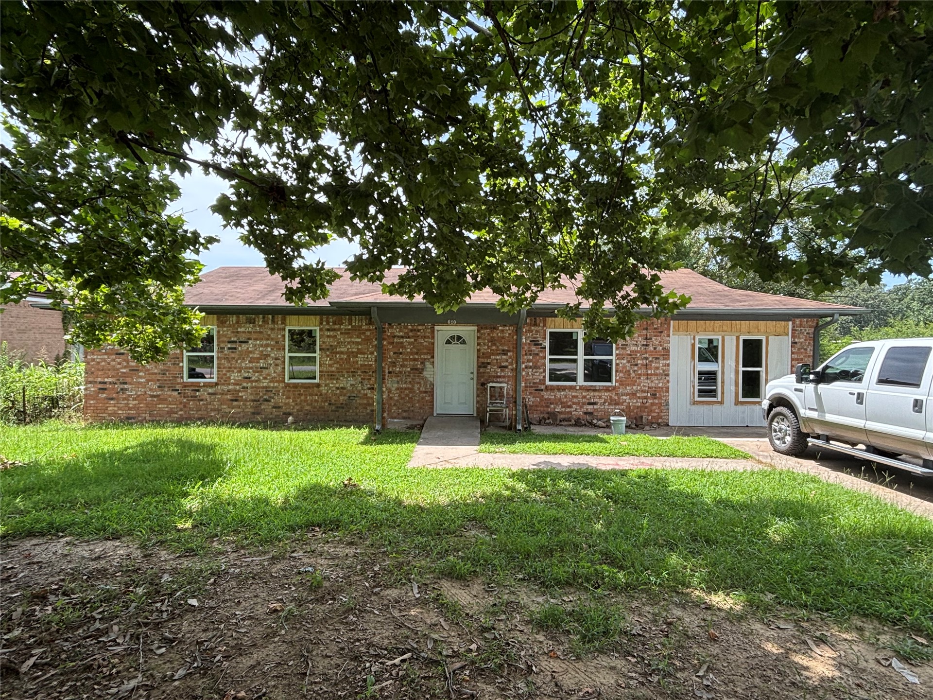 610 6th Street Talihina OK 74571