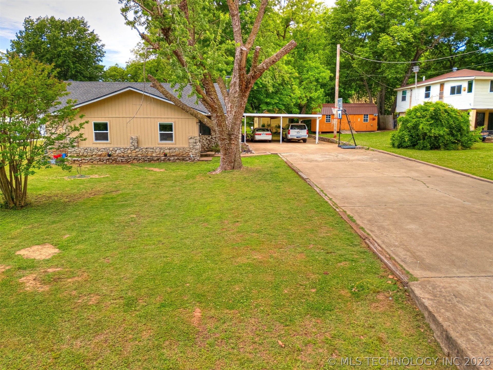 2308 S 63rd Westavenue Tulsa OK 74107