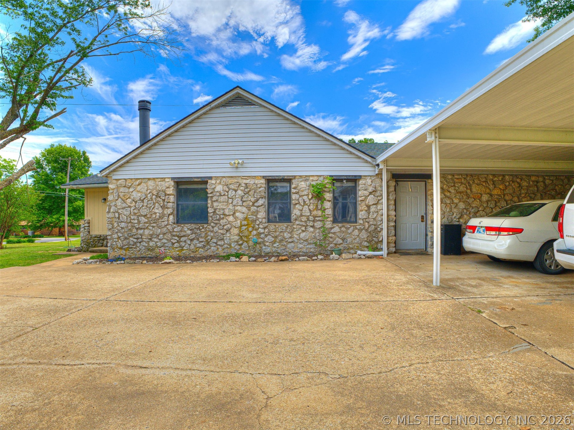 2308 S 63rd Westavenue Tulsa OK 74107