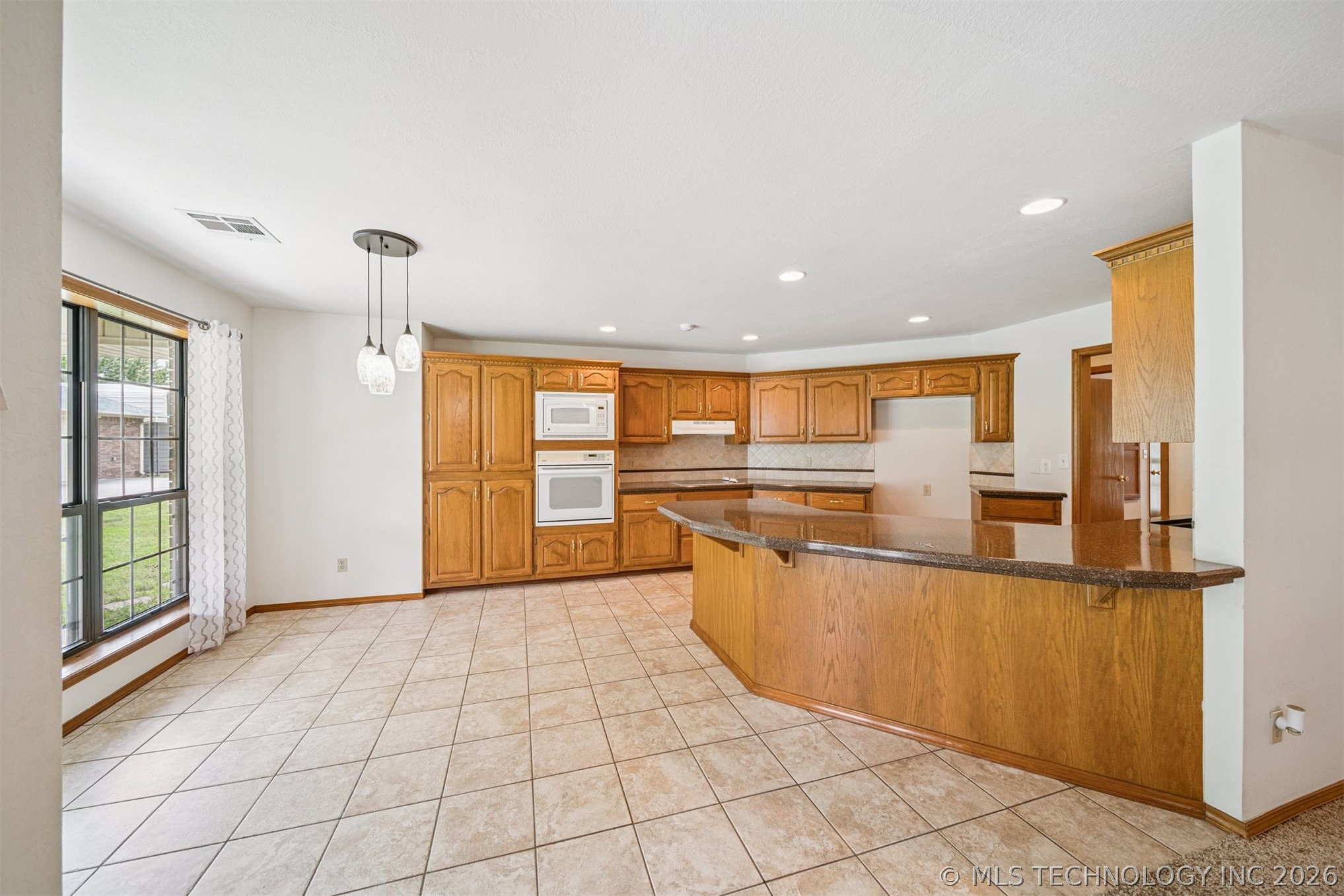 1208 NE 5th Street Pryor OK 74361