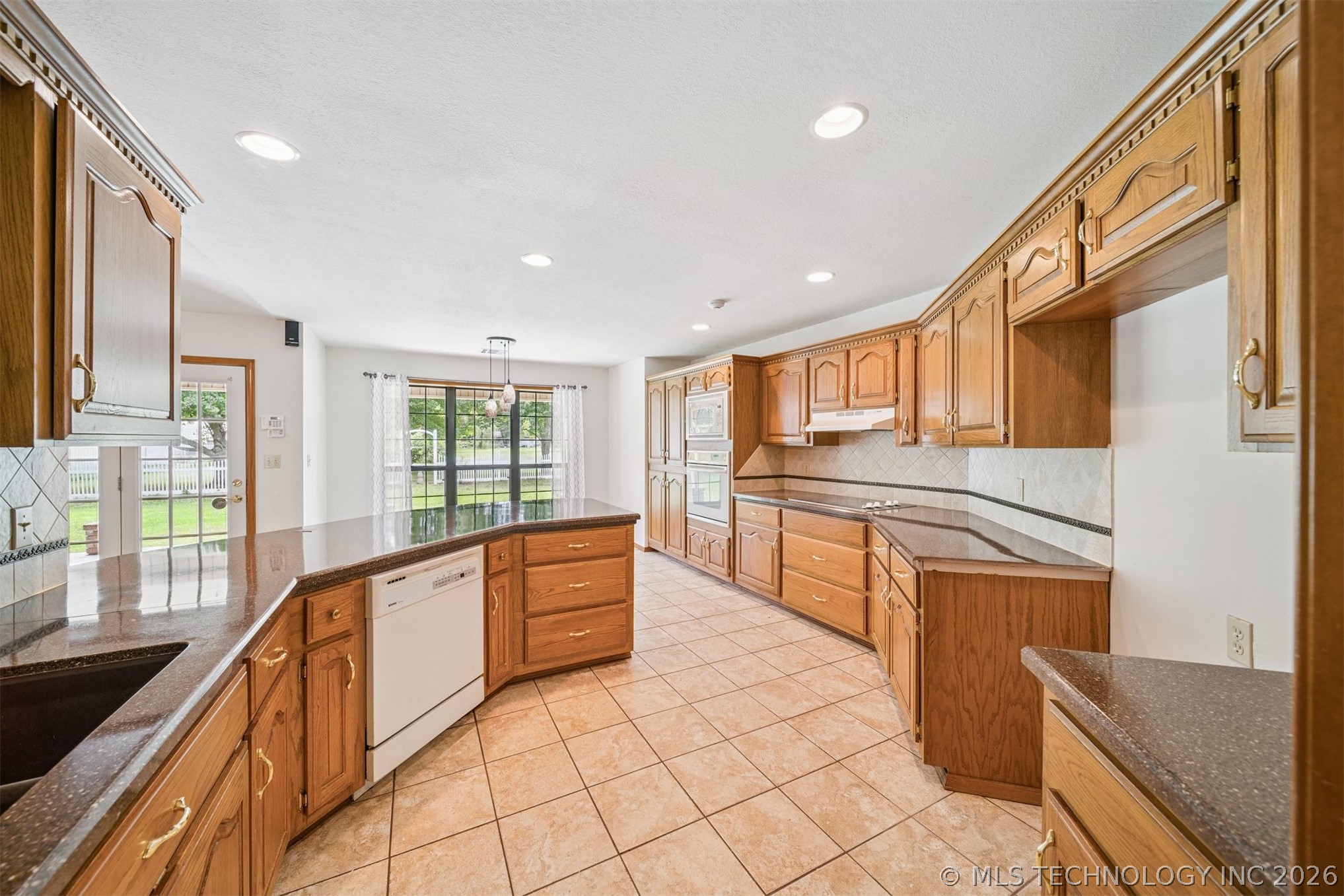1208 NE 5th Street Pryor OK 74361