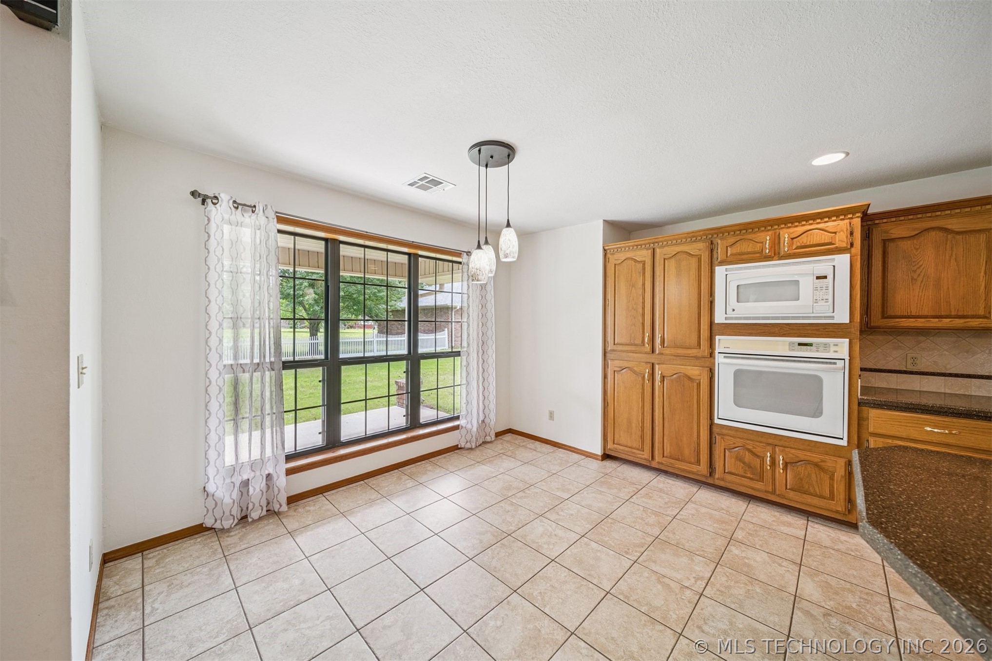 1208 NE 5th Street Pryor OK 74361