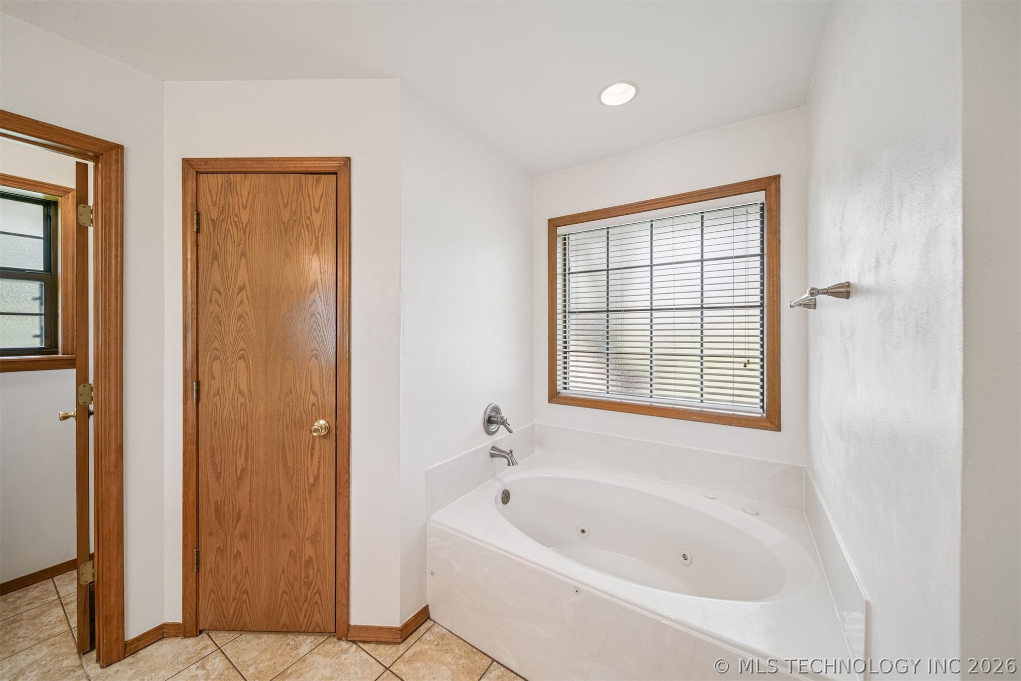 1208 NE 5th Street Pryor OK 74361