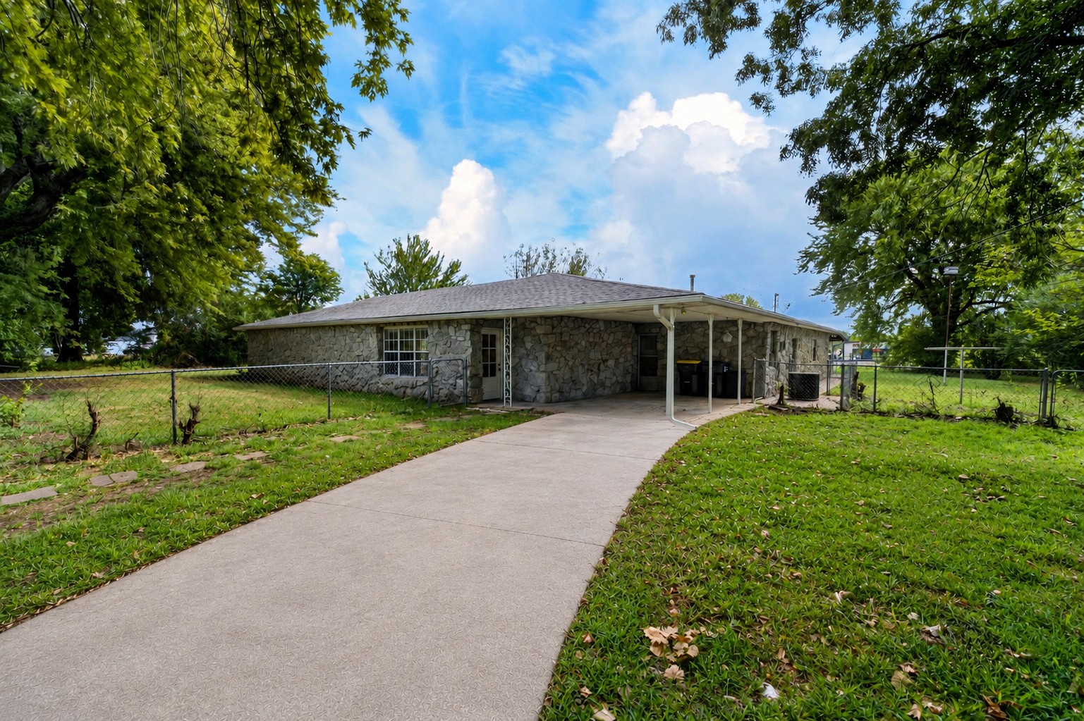 723 N Bristow Avenue Coweta OK 74429