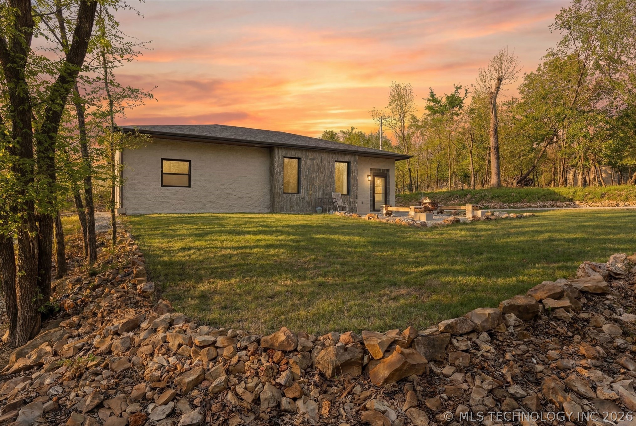 1616 Battle Drive Grove OK 74344