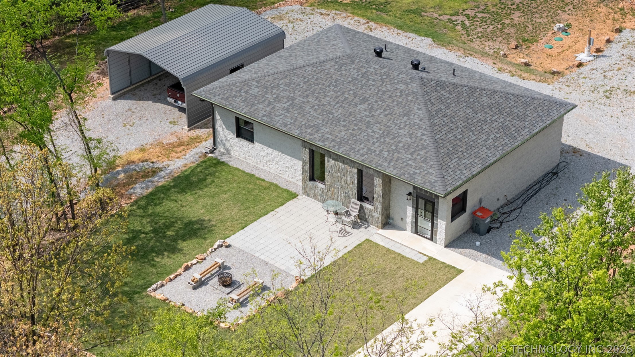 1616 Battle Drive Grove OK 74344