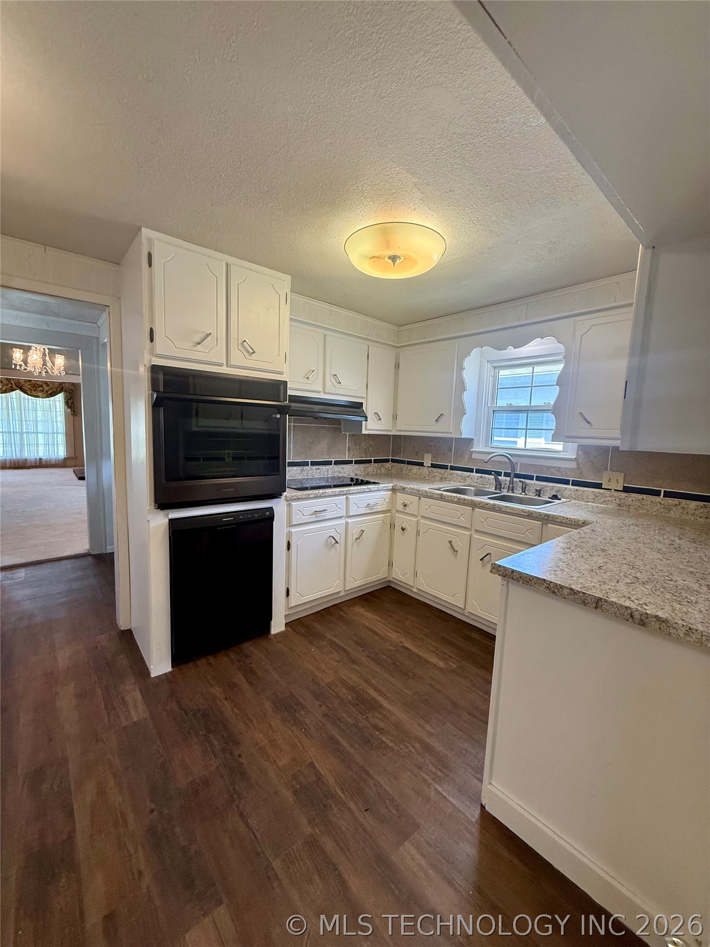 803 W Moore Street Henryetta OK 74437