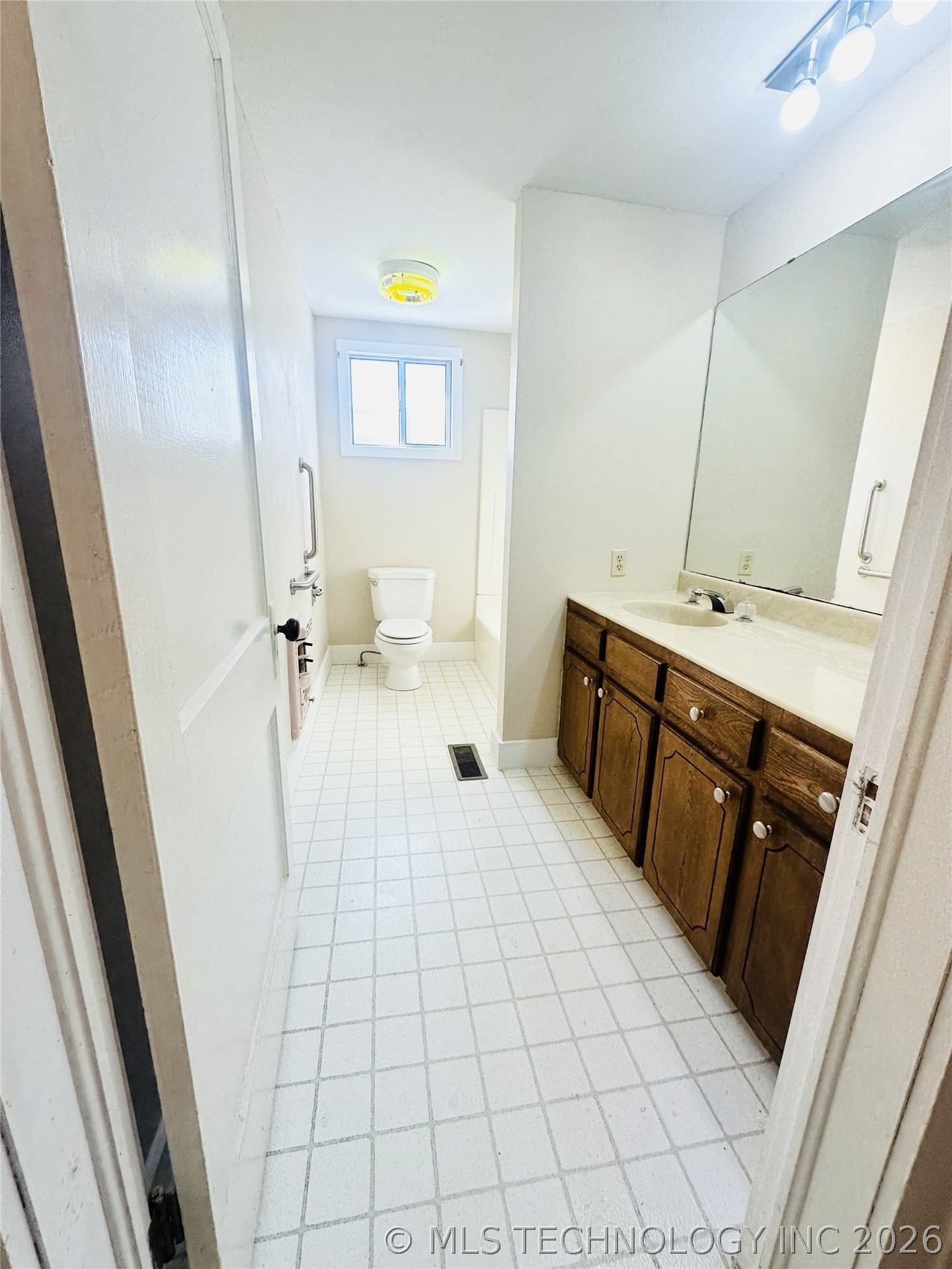 803 W Moore Street Henryetta OK 74437
