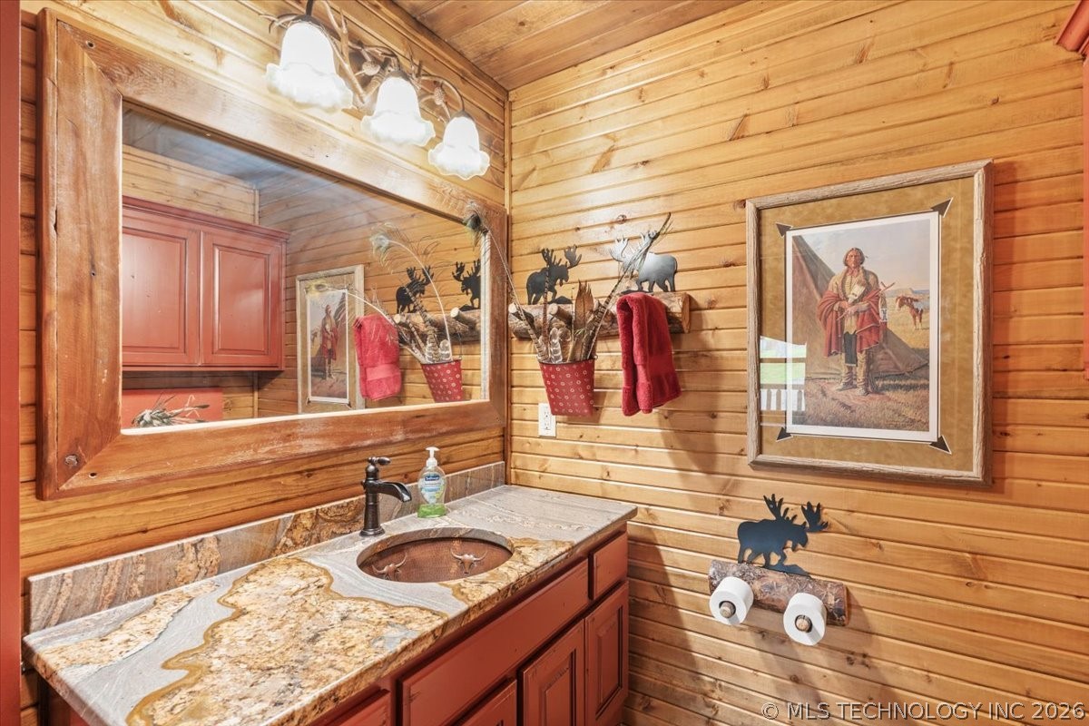 65133 E 250 Road Grove OK 74344