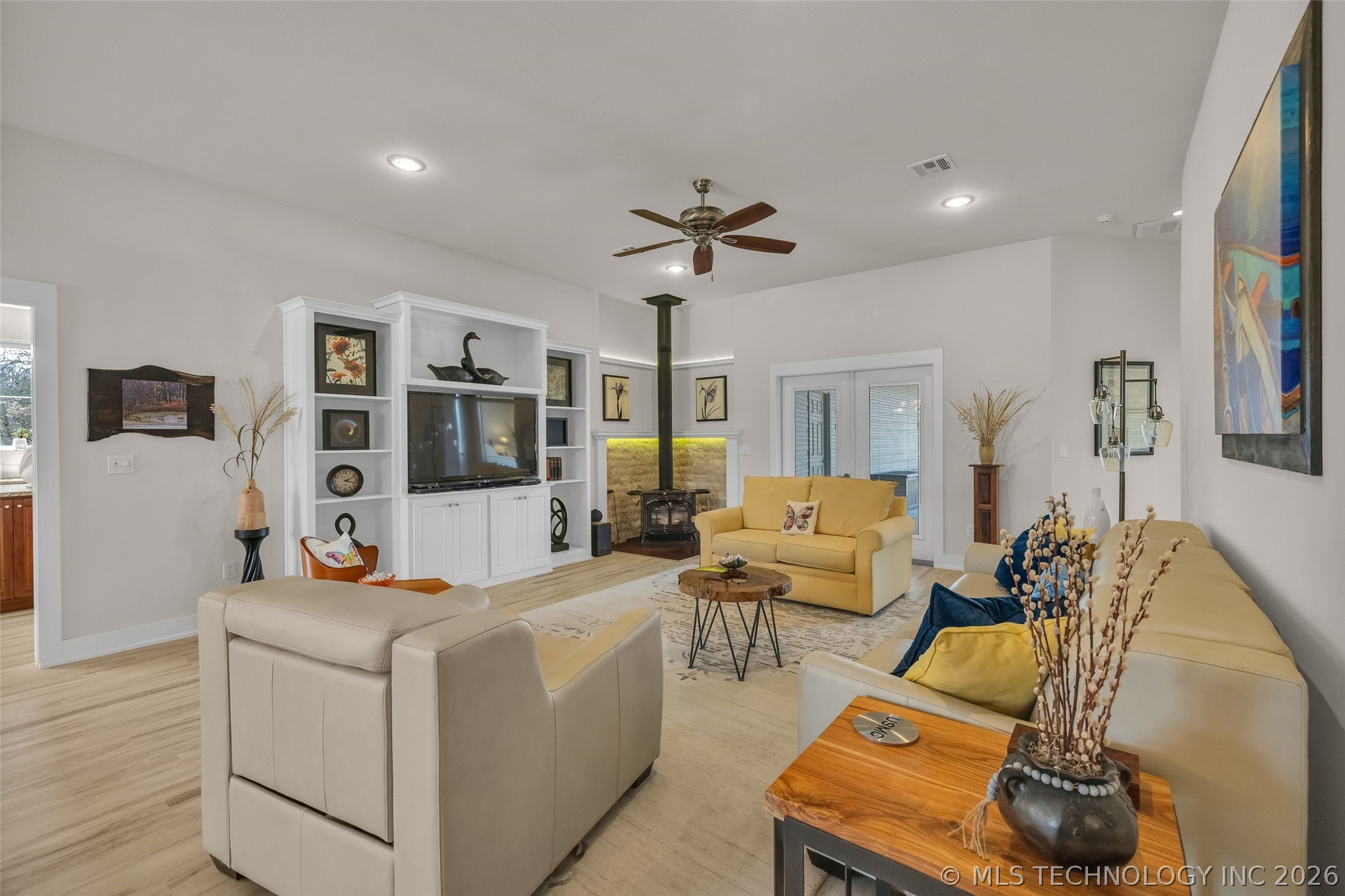 33389 S Coves Drive Afton OK 74331