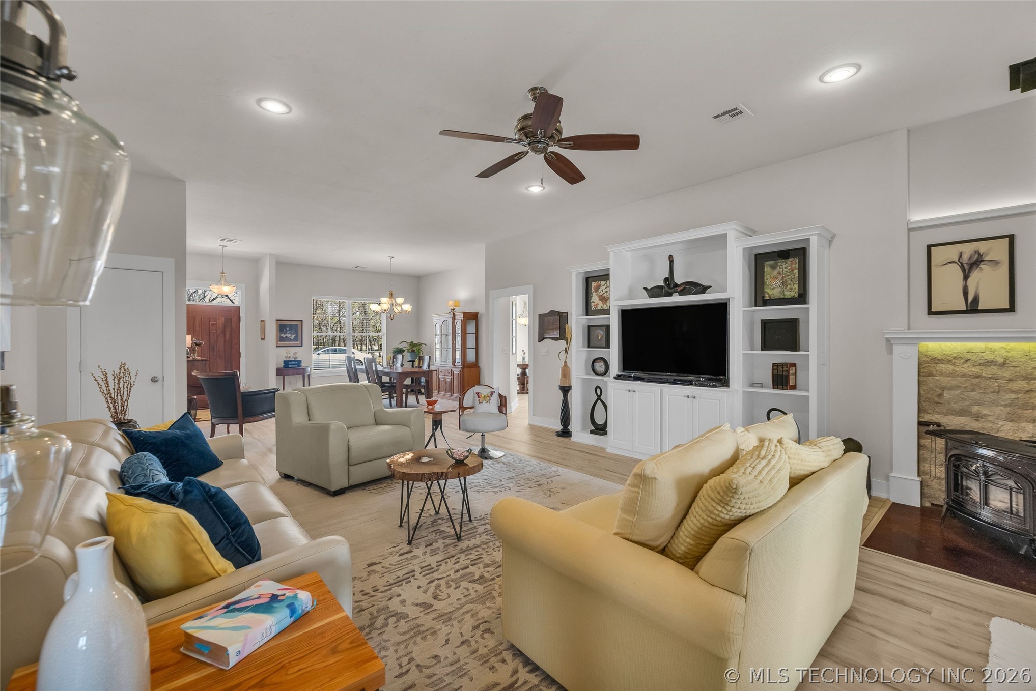 33389 S Coves Drive Afton OK 74331