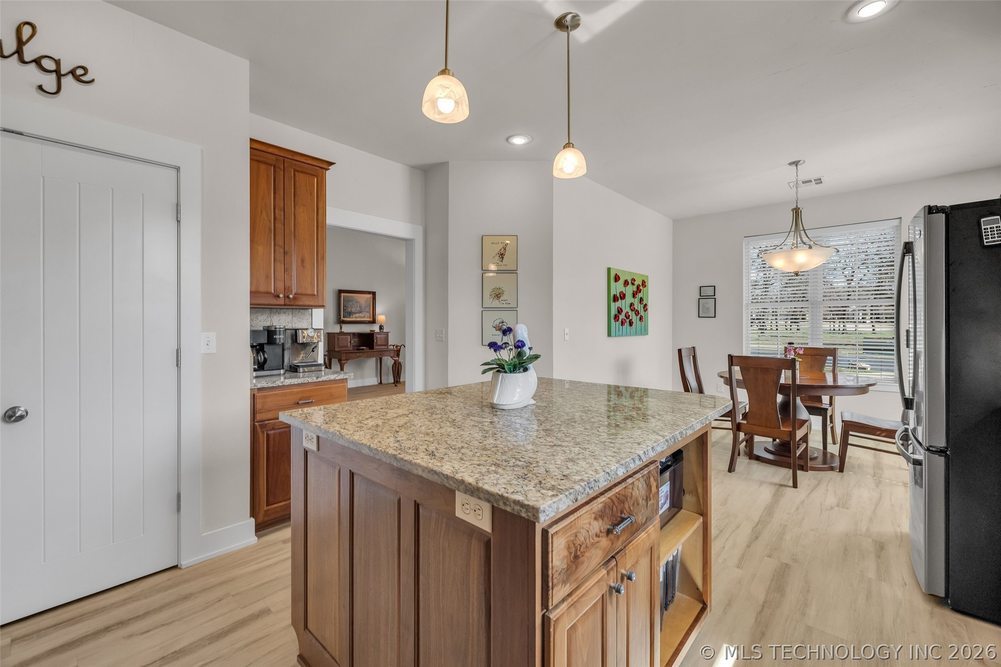 33389 S Coves Drive Afton OK 74331