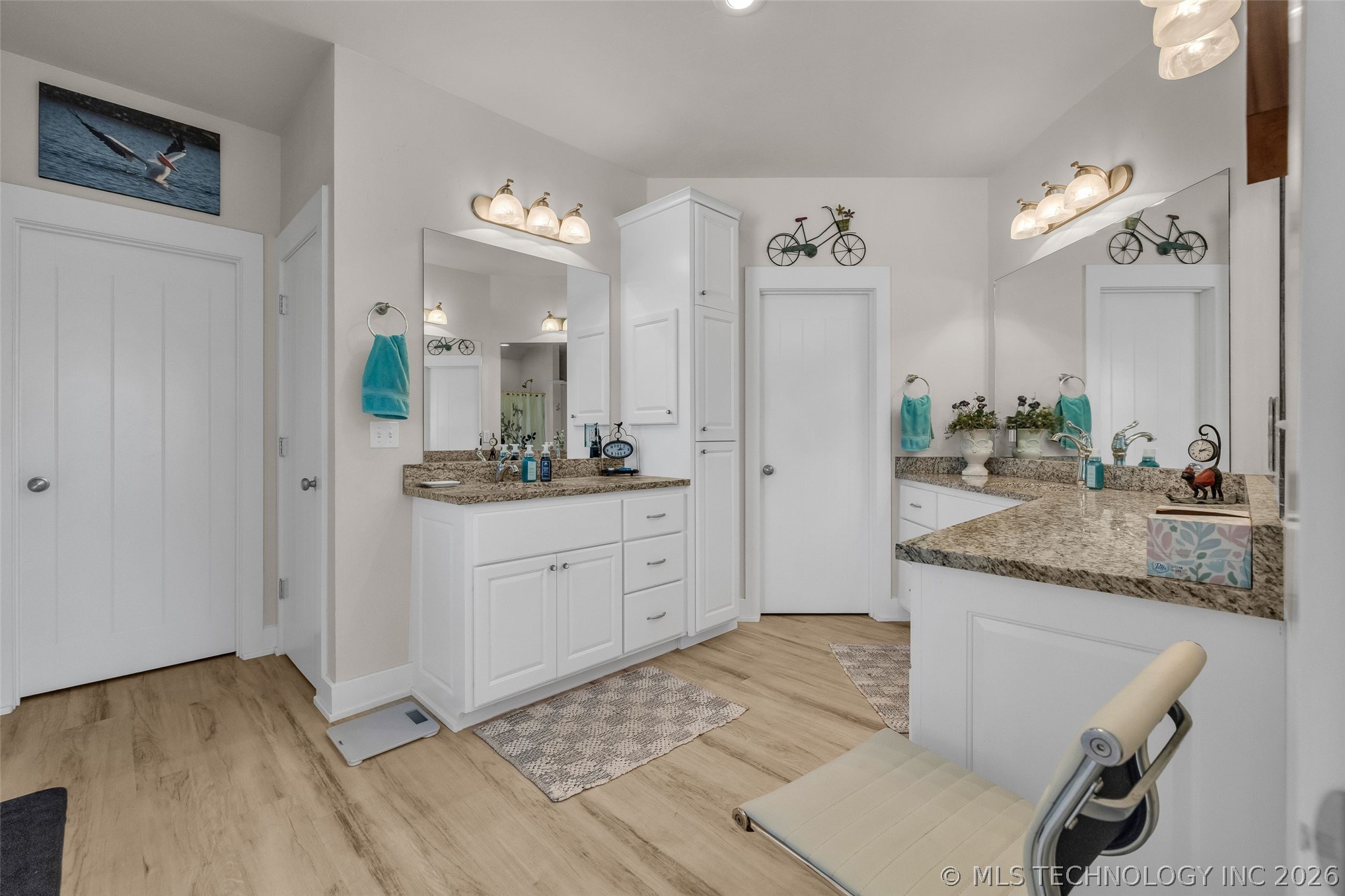 33389 S Coves Drive Afton OK 74331