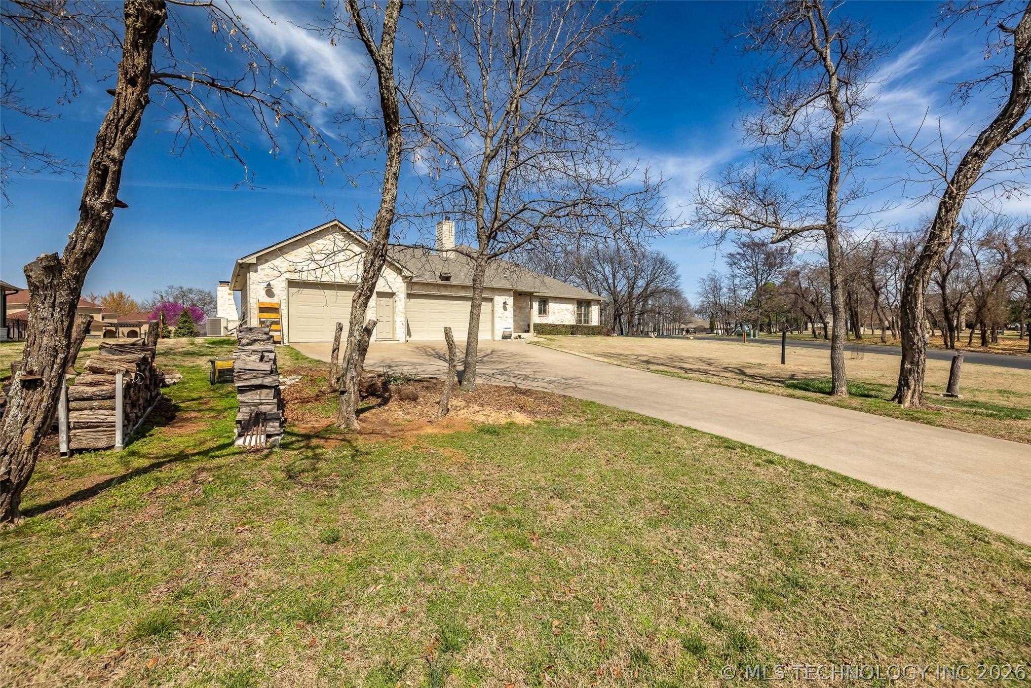 33389 S Coves Drive Afton OK 74331