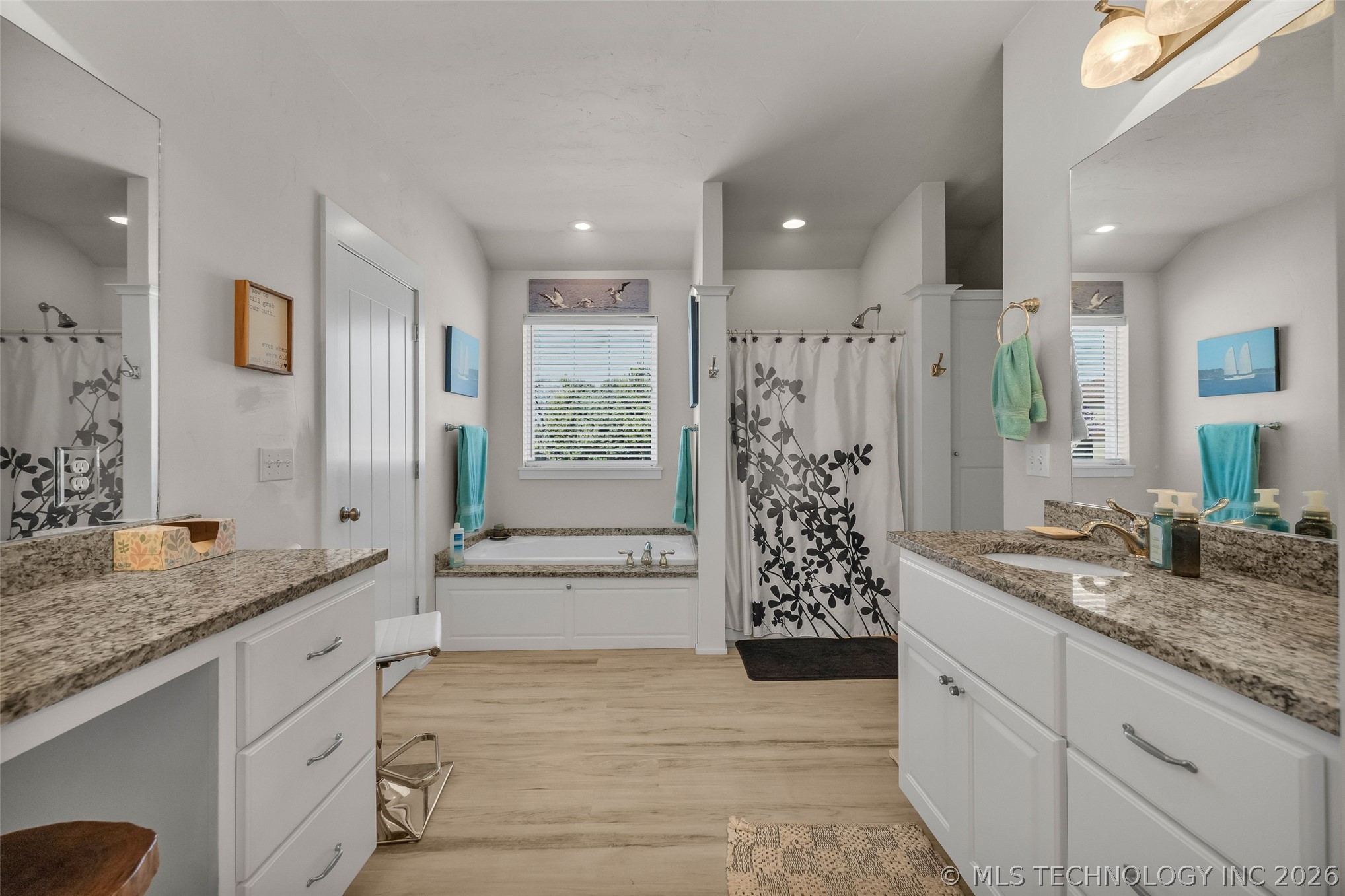 33389 S Coves Drive Afton OK 74331