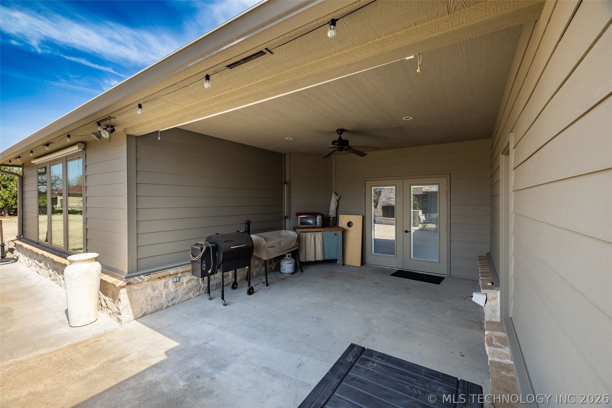 33389 S Coves Drive Afton OK 74331