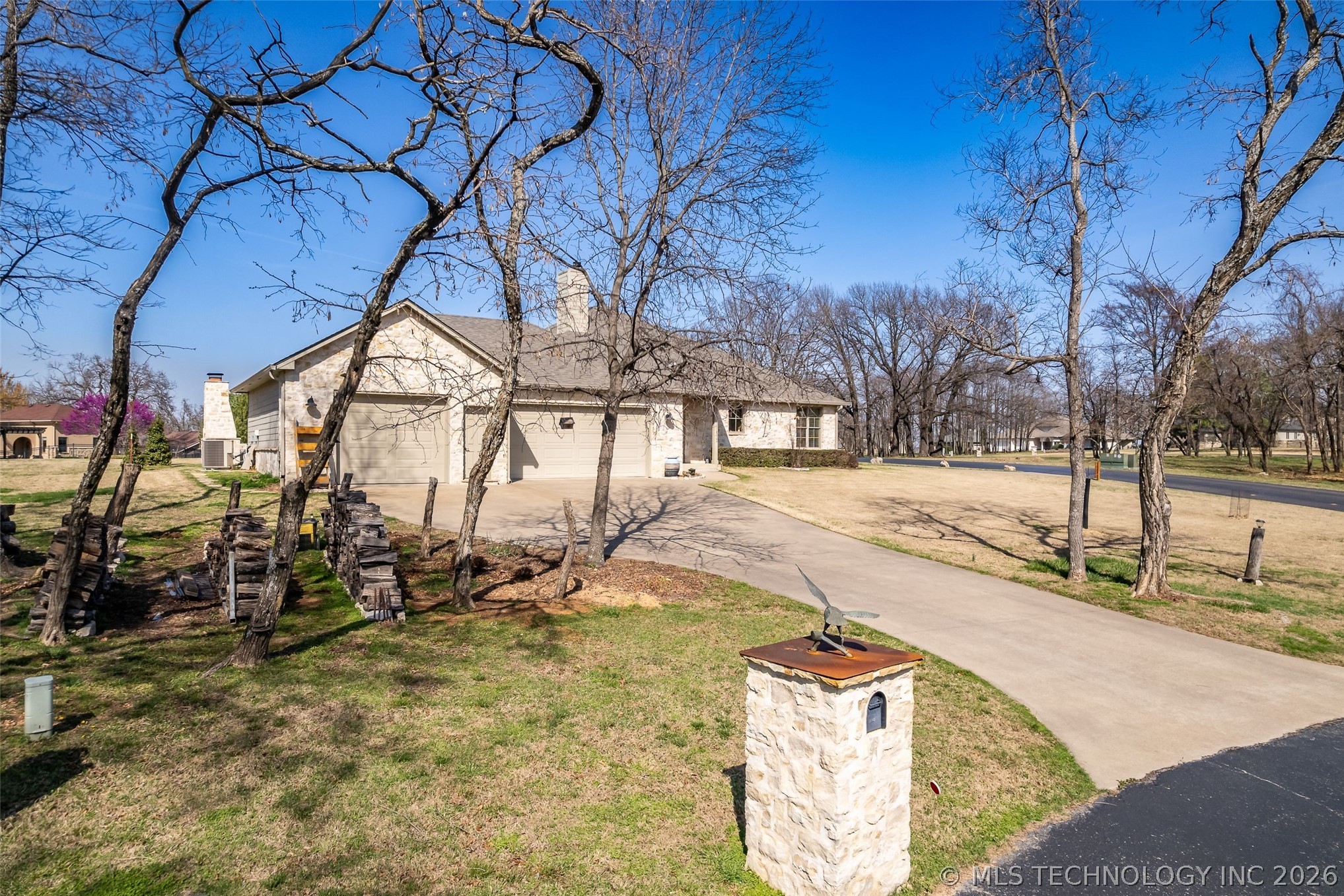 33389 S Coves Drive Afton OK 74331