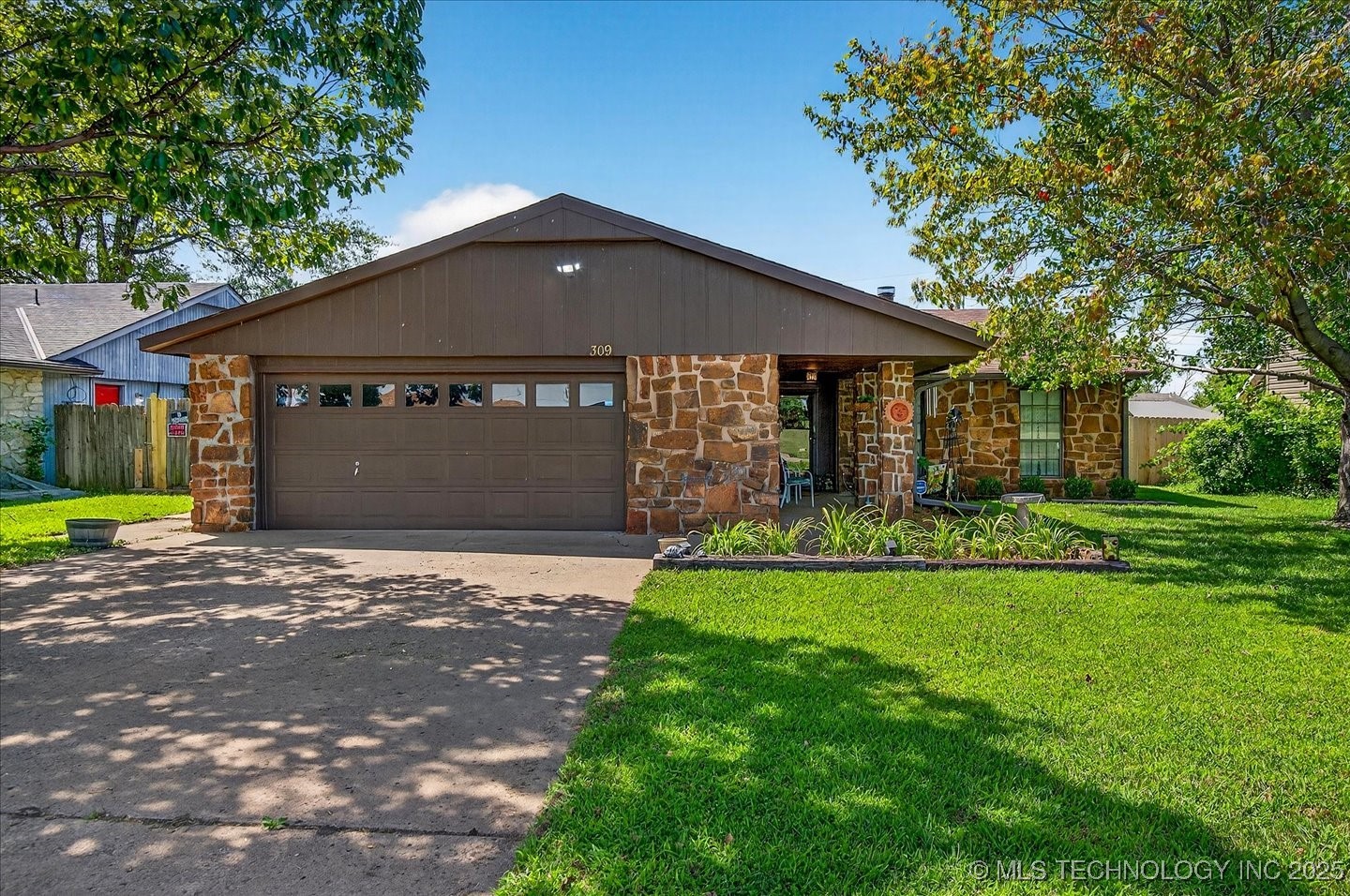 309 N Spruce Avenue Bartlesville OK 74006