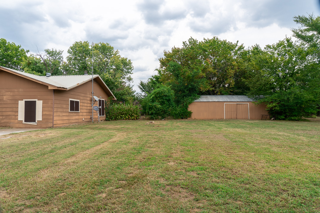151 E 4th Durant OK 74701