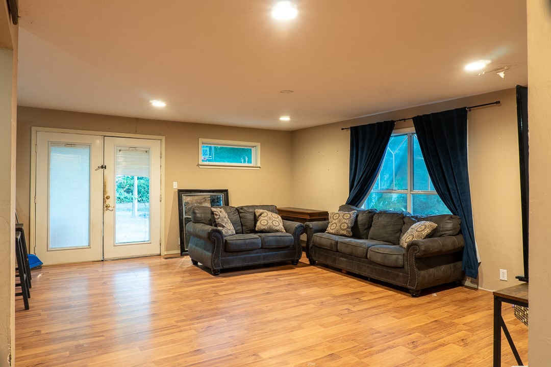 151 E 4th Durant OK 74701