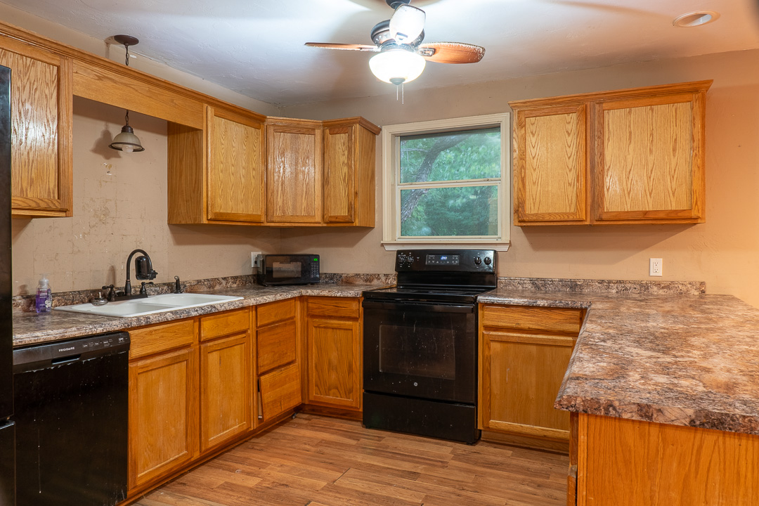 151 E 4th Durant OK 74701