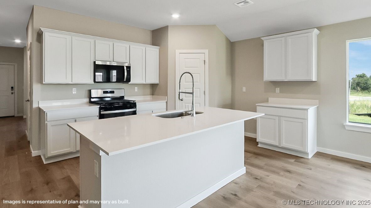8530 E Fort Worth Street Broken Arrow OK 74014