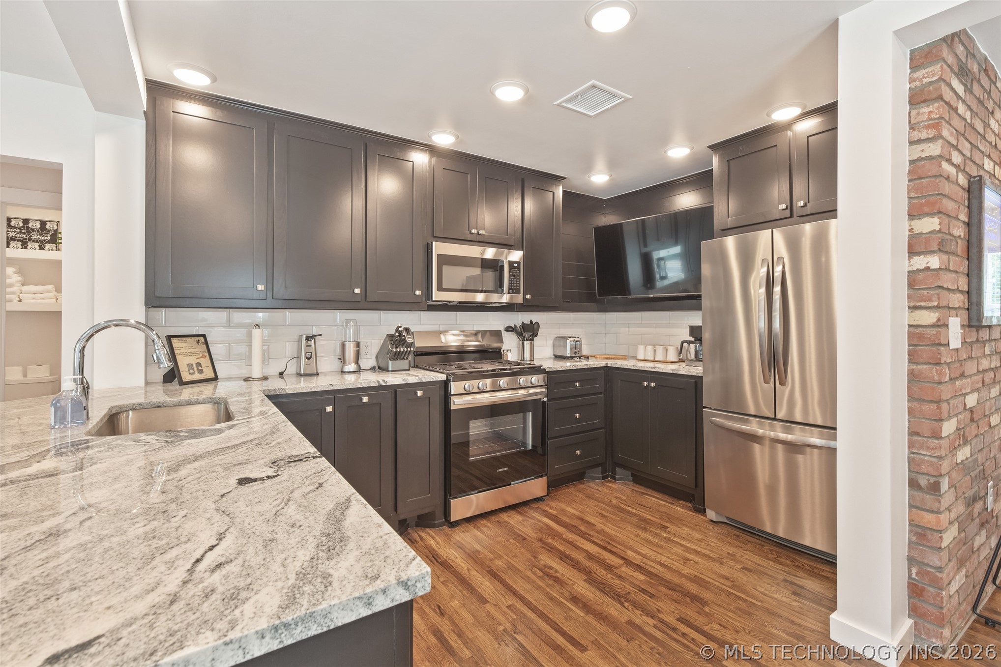 938 S Sandusky Avenue Tulsa OK 74112