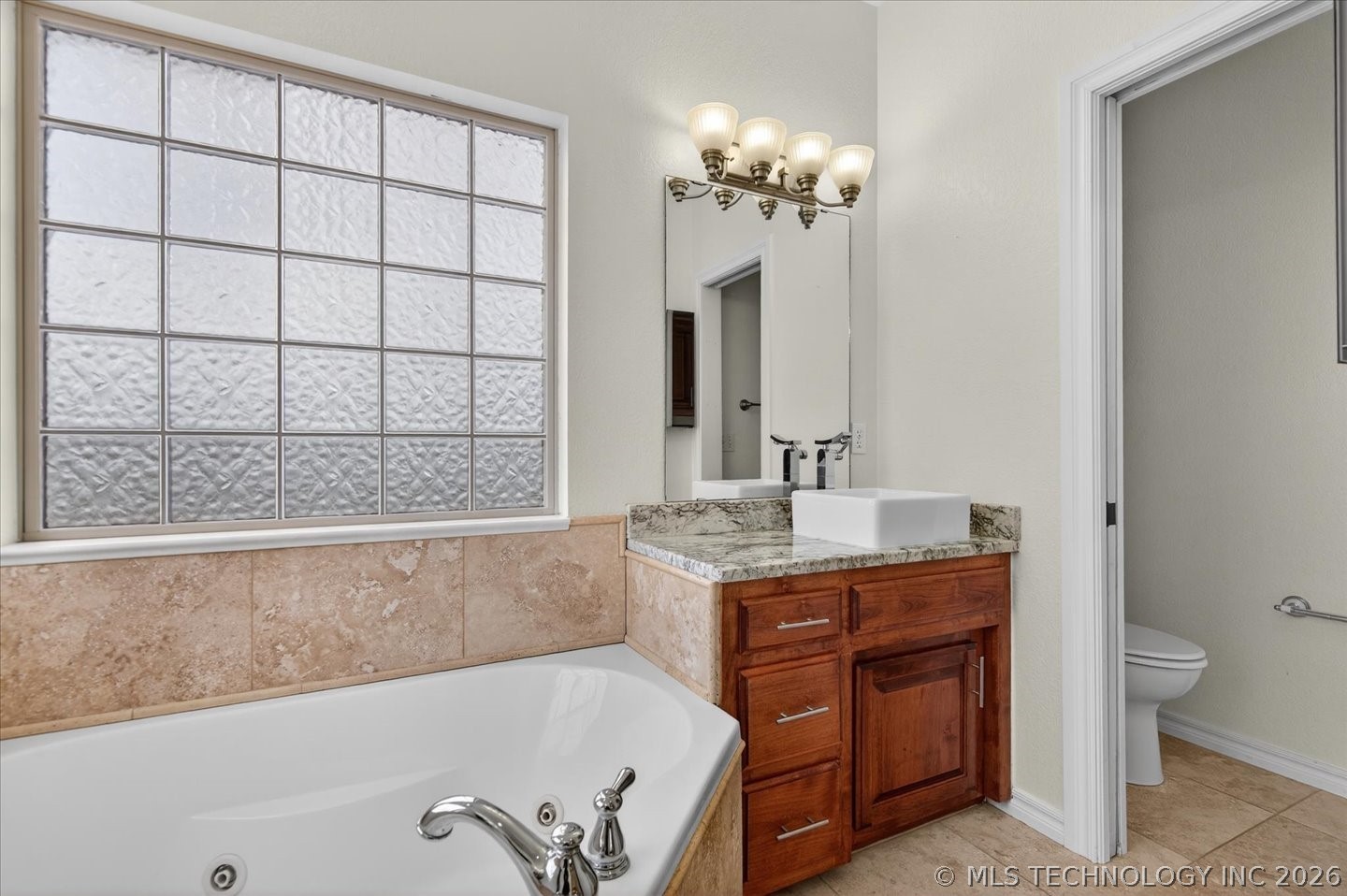 618 Kenwood Drive Bartlesville OK 74006