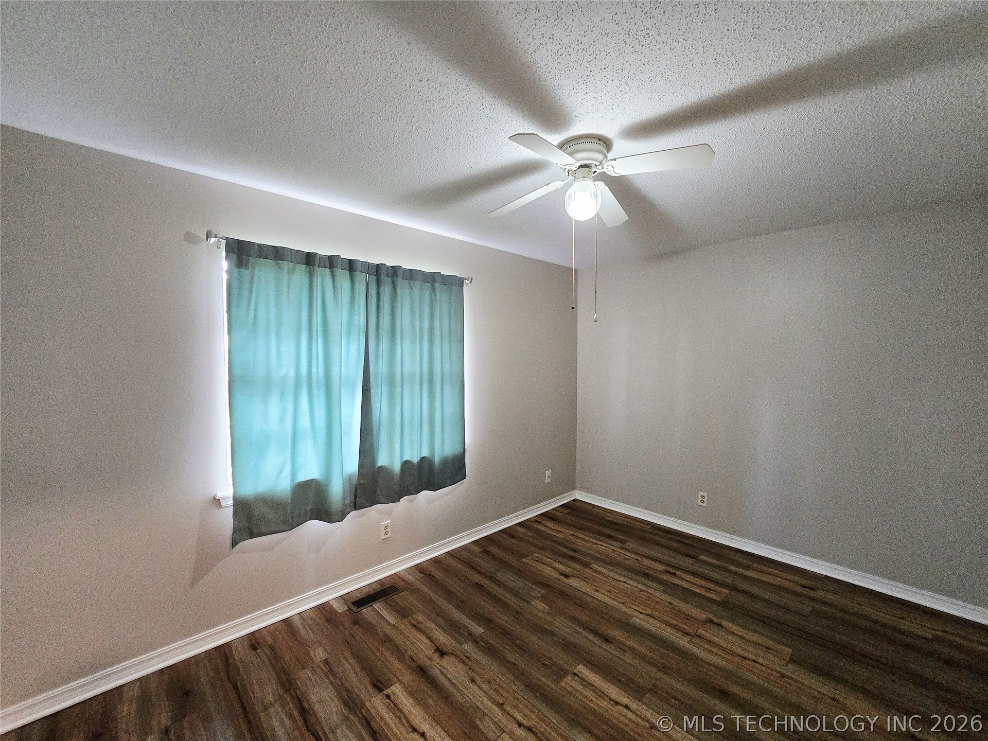 1121 W 14th Place Claremore OK 74017