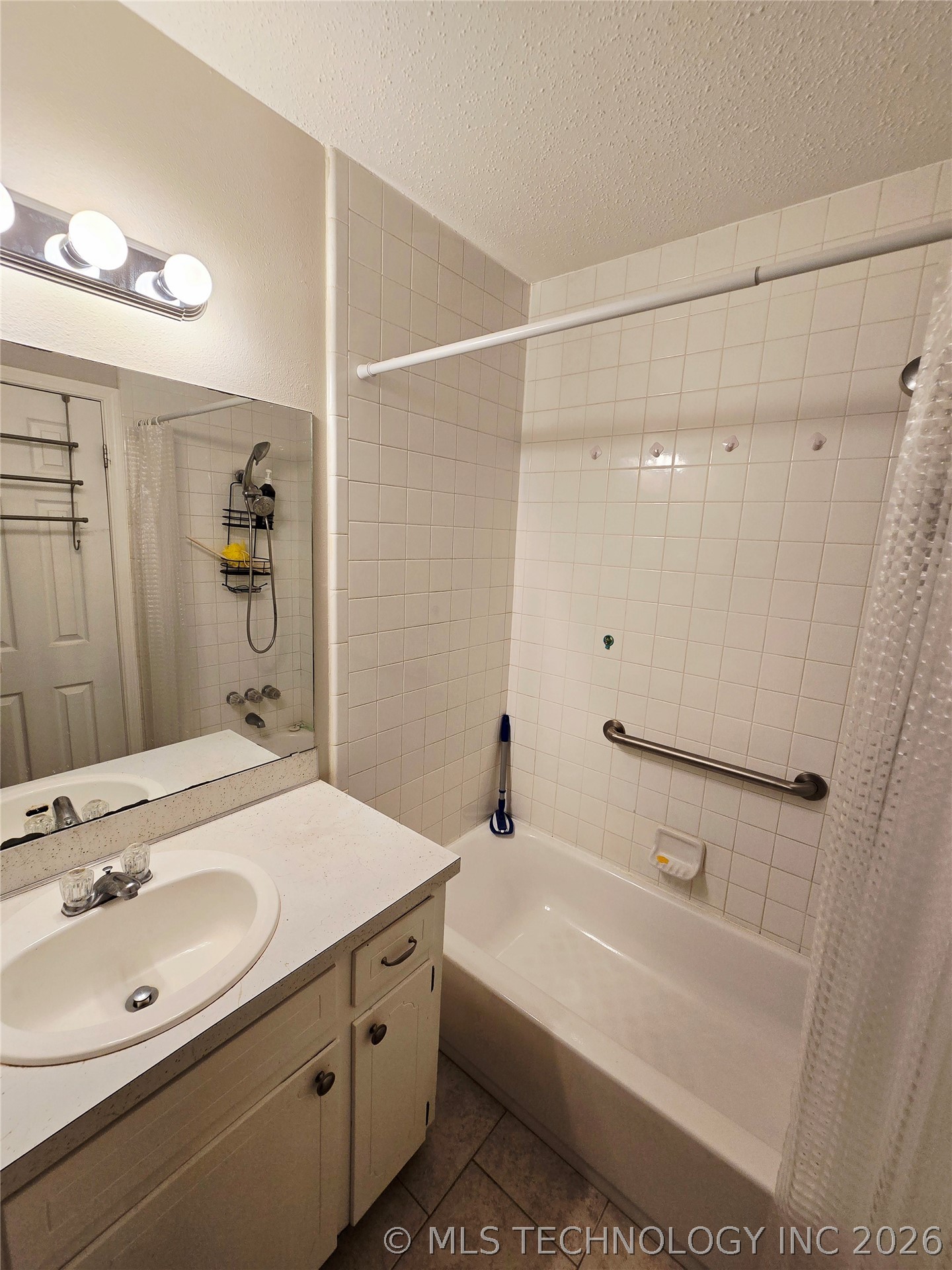 1121 W 14th Place Claremore OK 74017