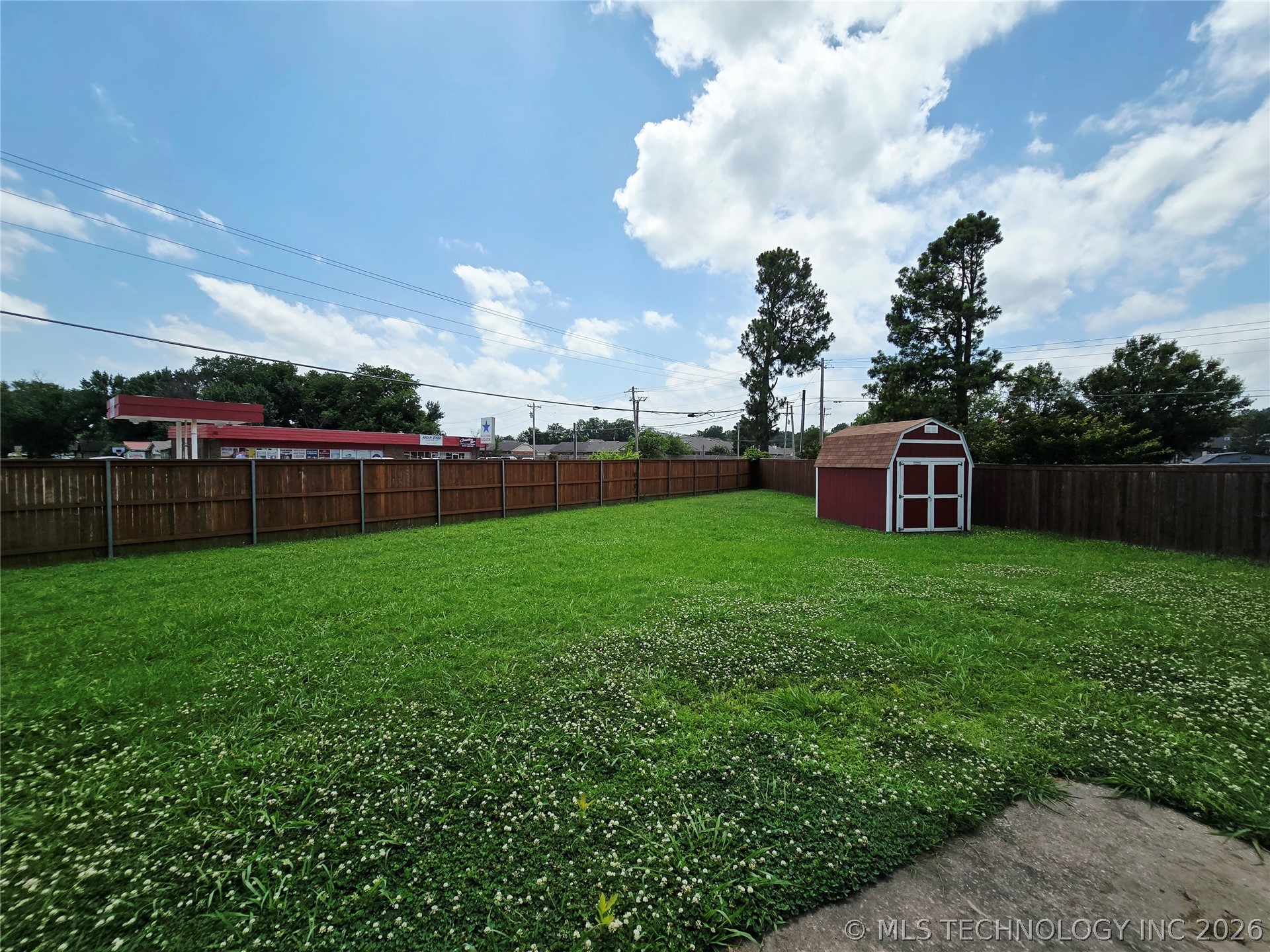1121 W 14th Place Claremore OK 74017