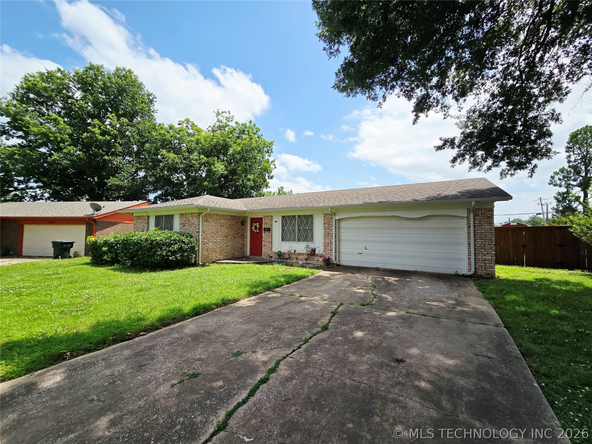1121 W 14th Place Claremore OK 74017