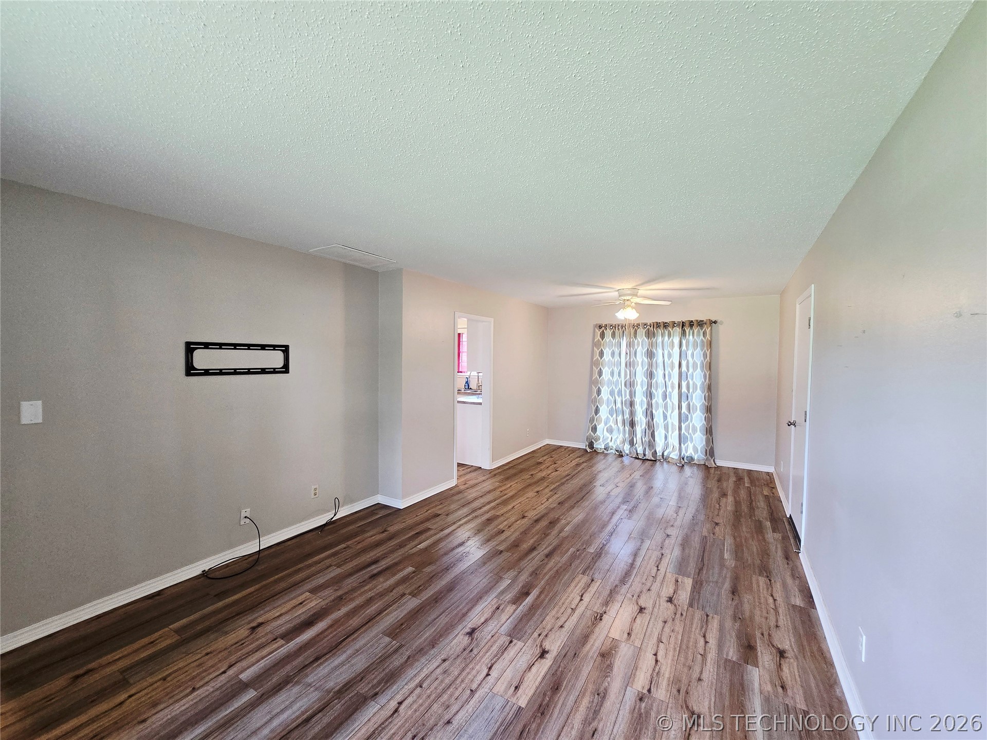 1121 W 14th Place Claremore OK 74017