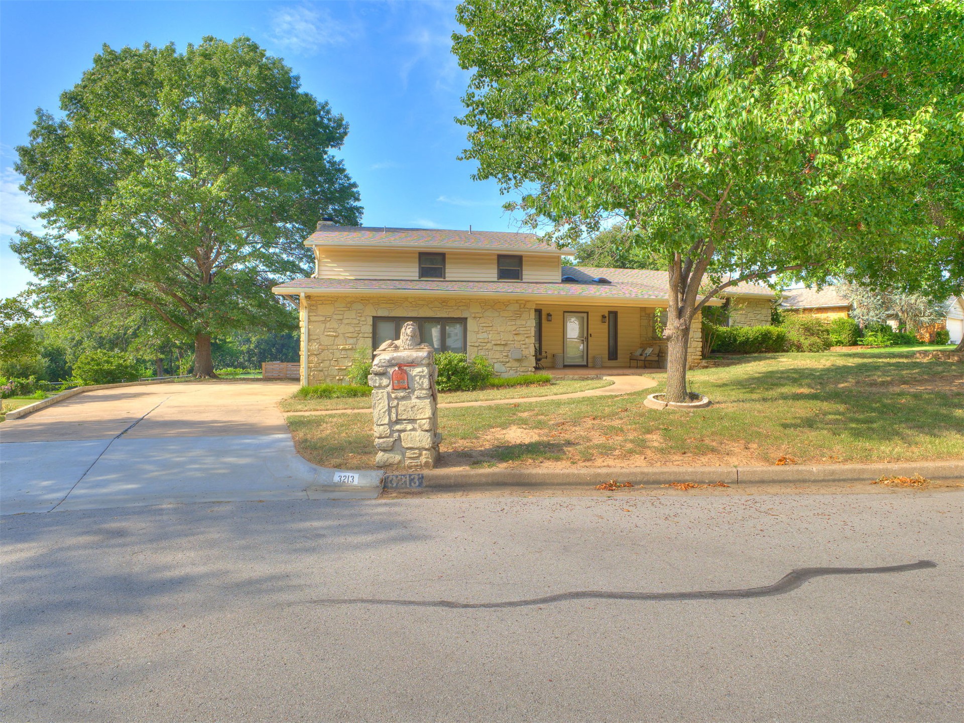 3213 W 69th Court Tulsa OK 74132