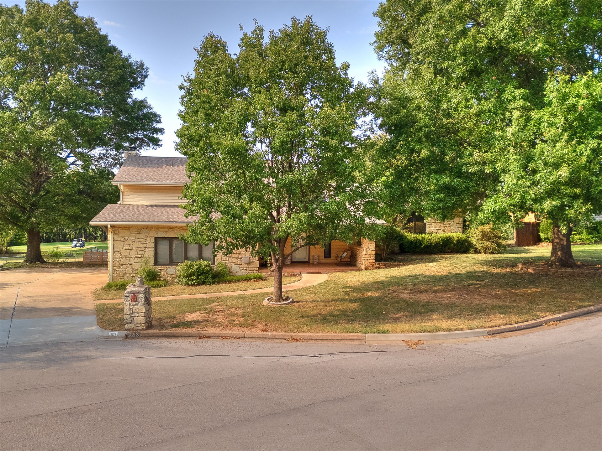 3213 W 69th Court Tulsa OK 74132