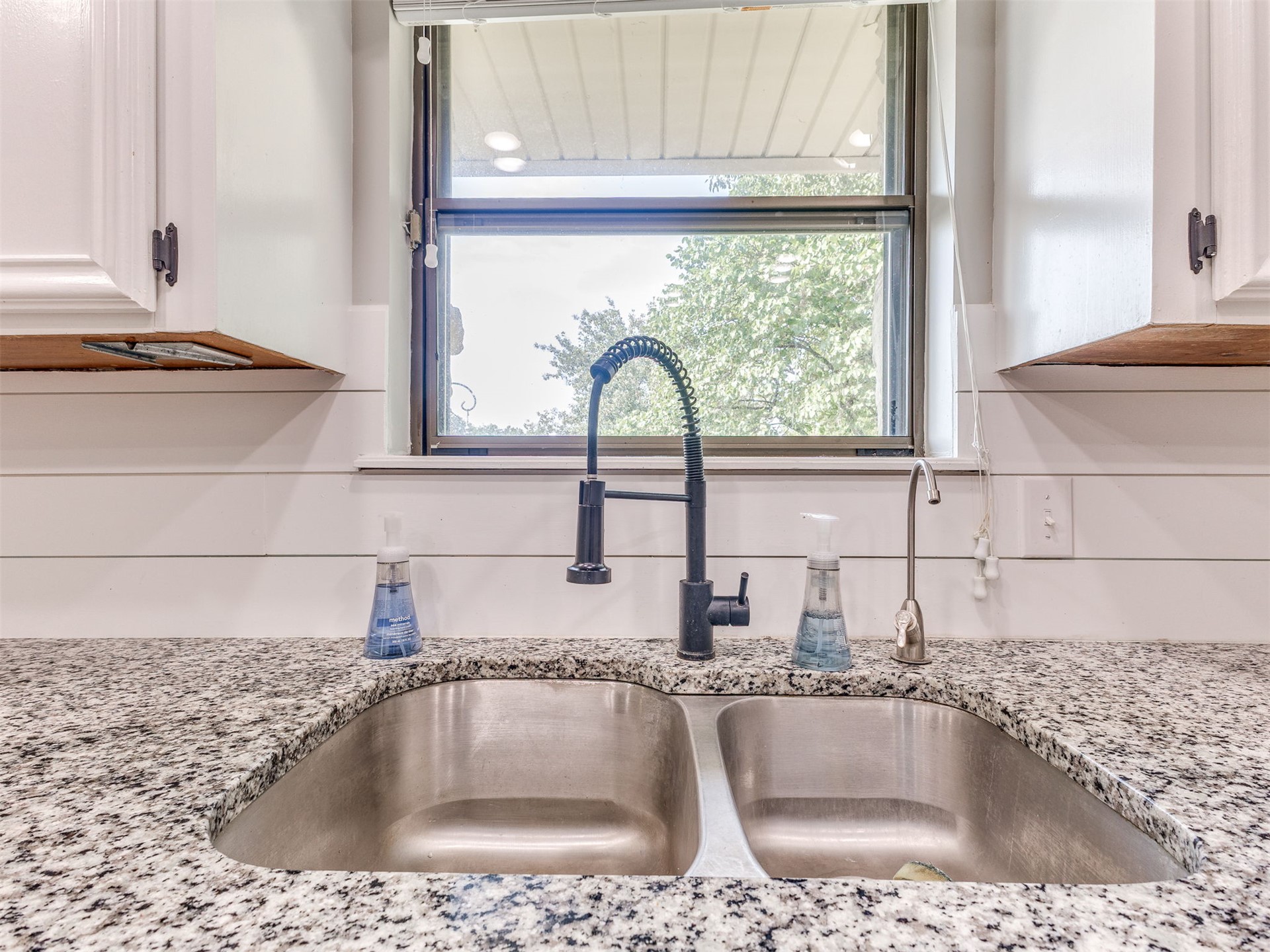 3213 W 69th Court Tulsa OK 74132
