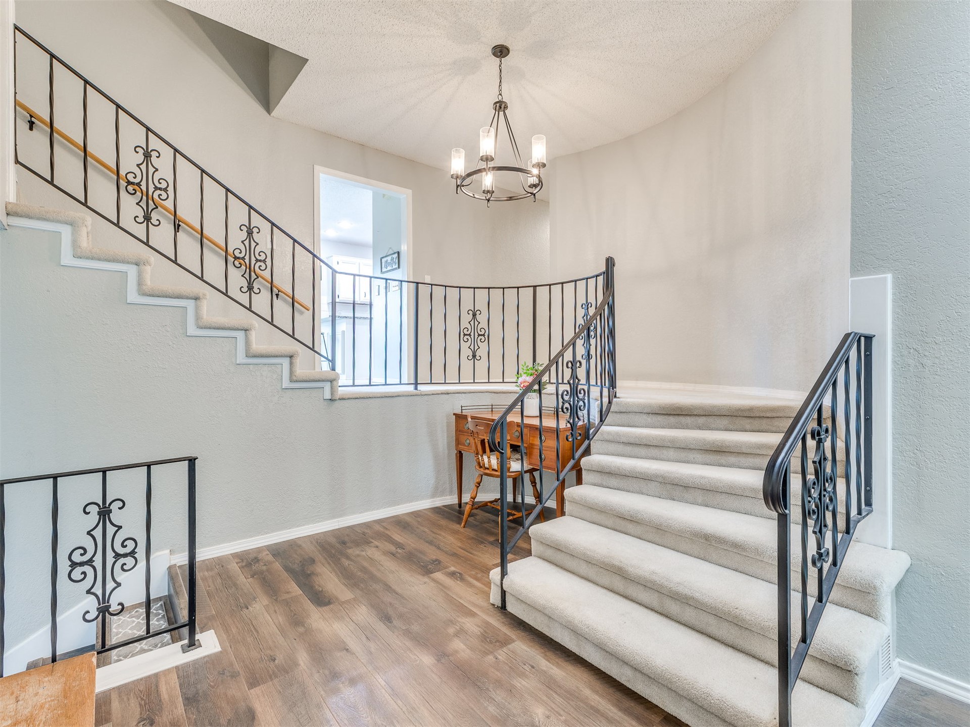 3213 W 69th Court Tulsa OK 74132