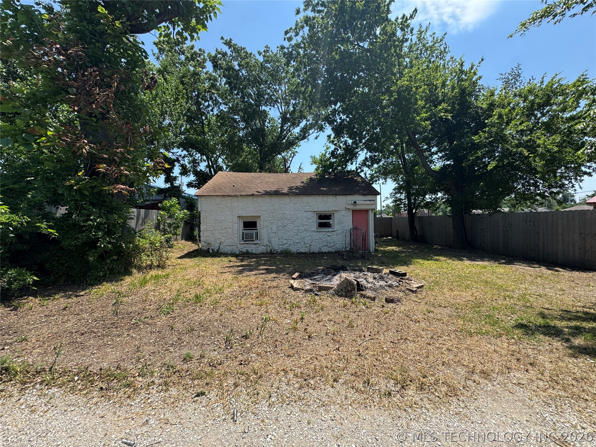 305 S Chickasaw Avenue Claremore OK 74017