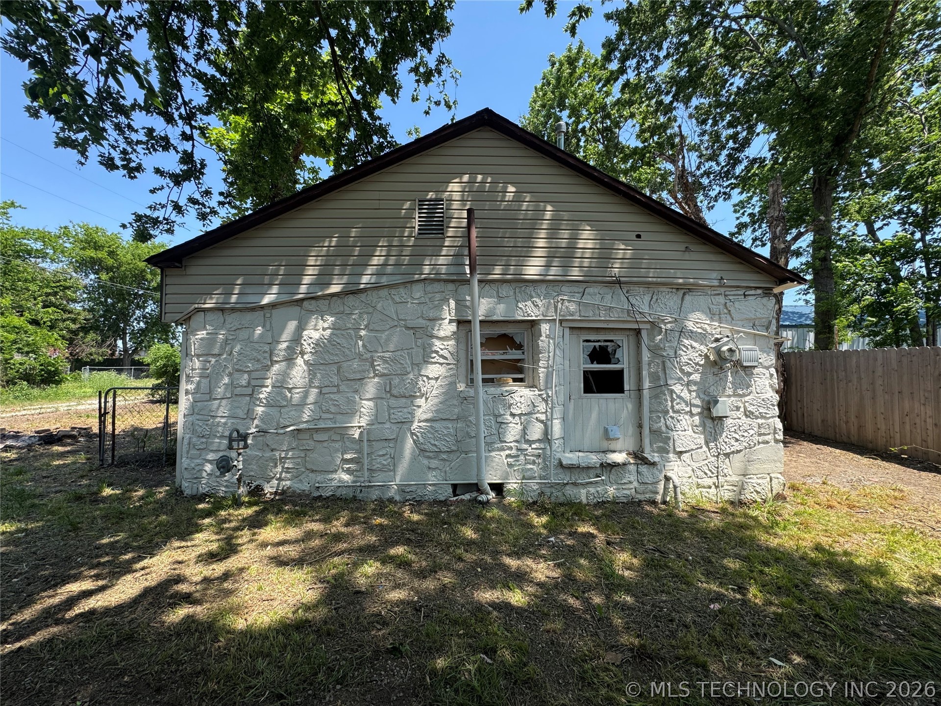 305 S Chickasaw Avenue Claremore OK 74017