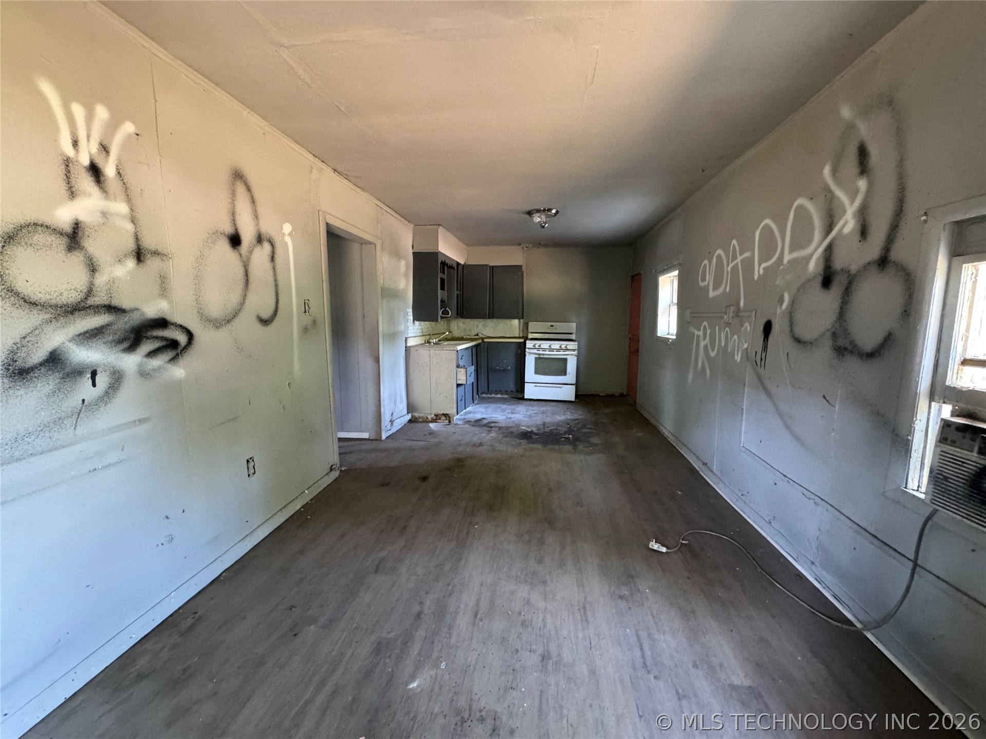 305 S Chickasaw Avenue Claremore OK 74017
