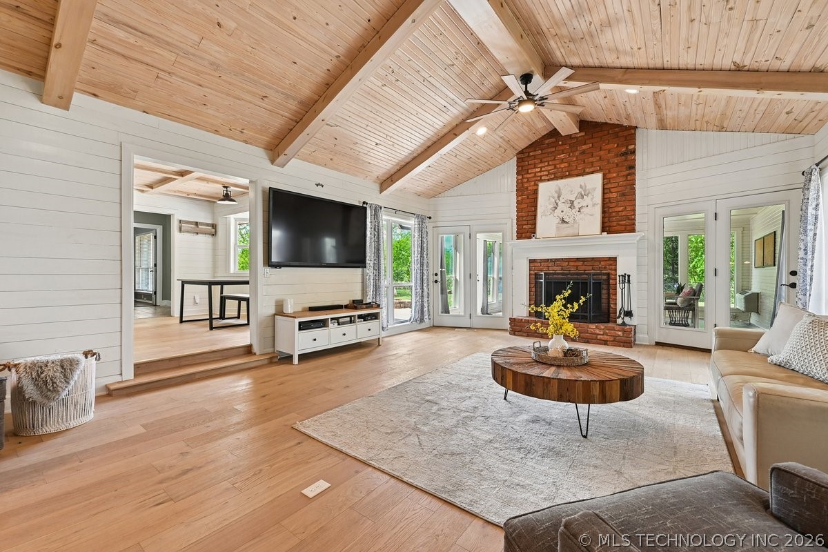 710 Meadowood Drive Broken Arrow OK 74011