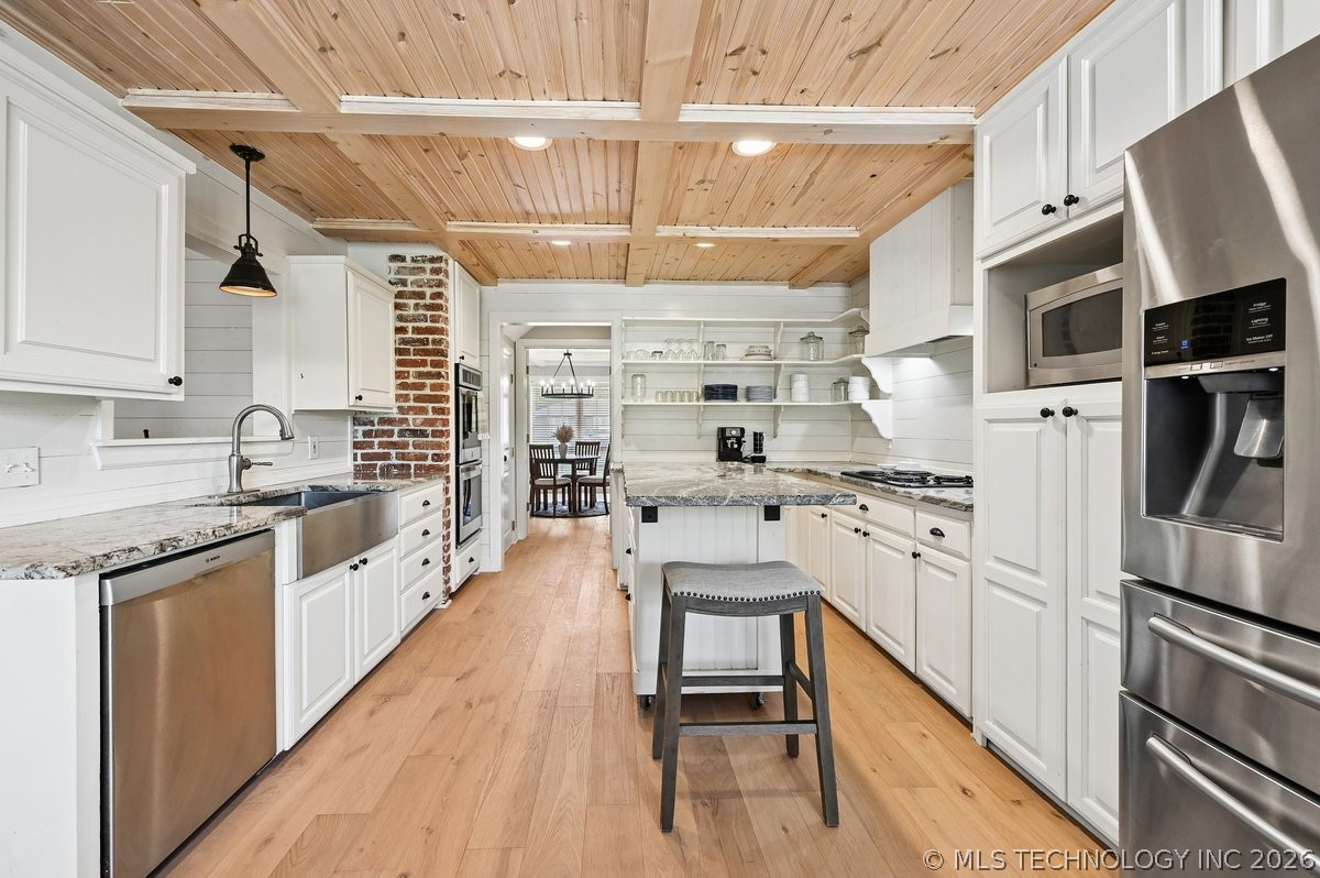 710 Meadowood Drive Broken Arrow OK 74011