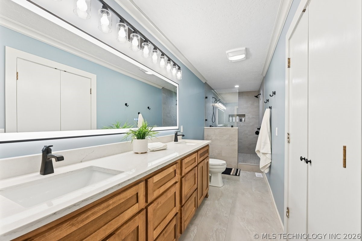 710 Meadowood Drive Broken Arrow OK 74011