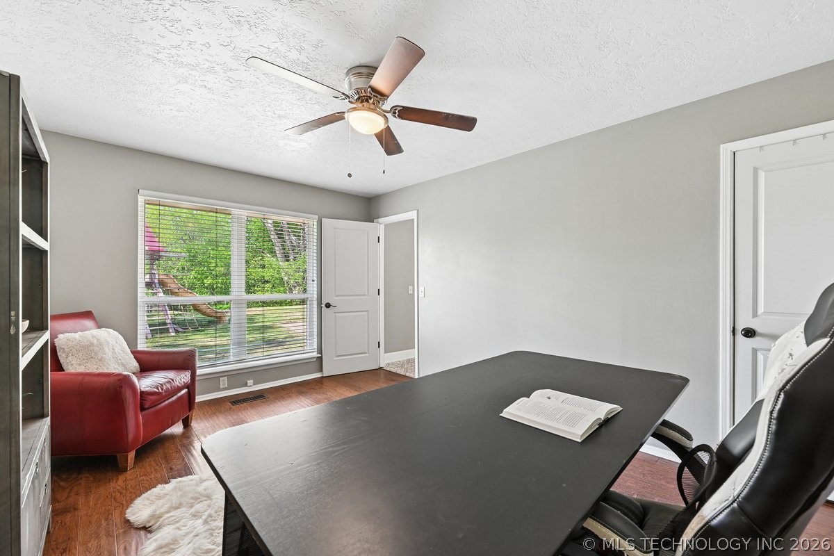 710 Meadowood Drive Broken Arrow OK 74011