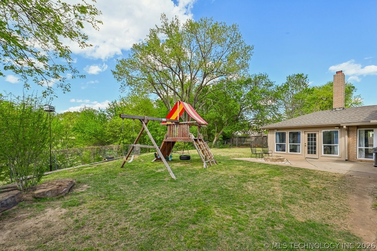 710 Meadowood Drive Broken Arrow OK 74011
