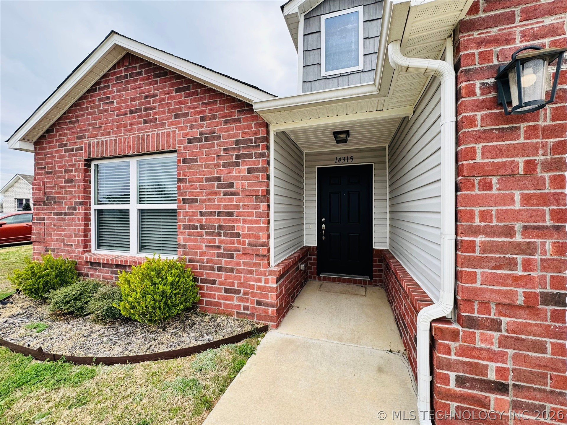 14315 N 73rd Eastavenue Collinsville OK 74021