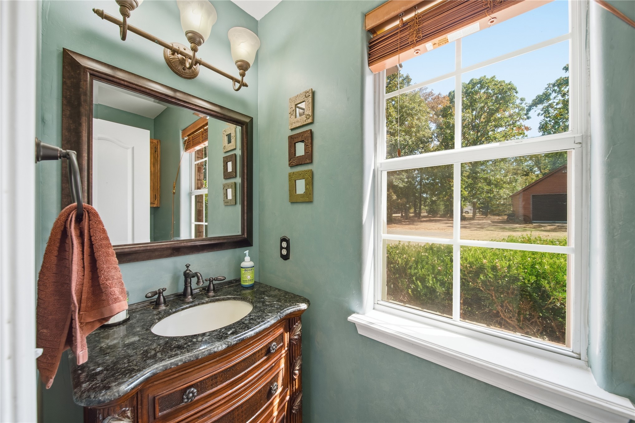 594 S 282nd Eastavenue Catoosa OK 74015