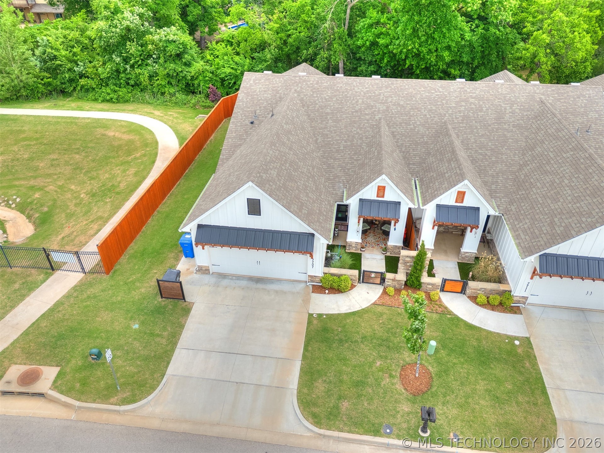 7707 S Redbud Avenue Broken Arrow OK 74011